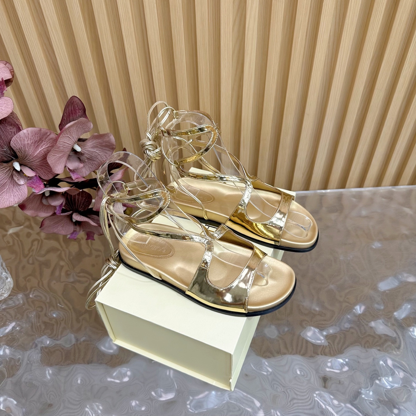 ua Ji*y Ch* sandals