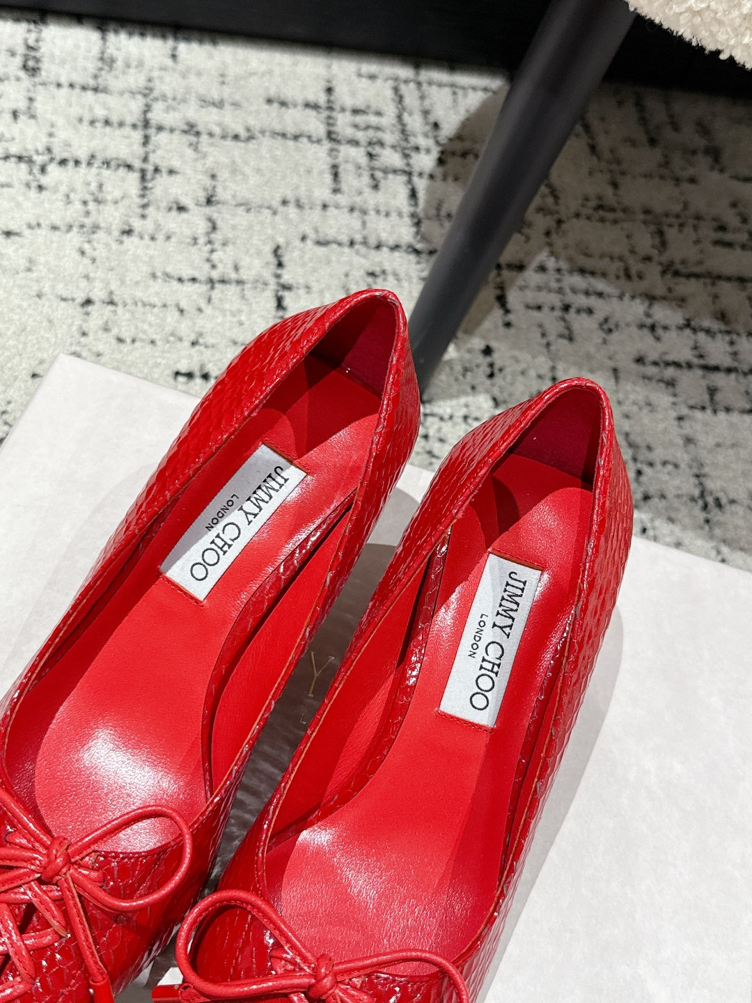 ua Ji*y Ch* scarlett pumps 5cm