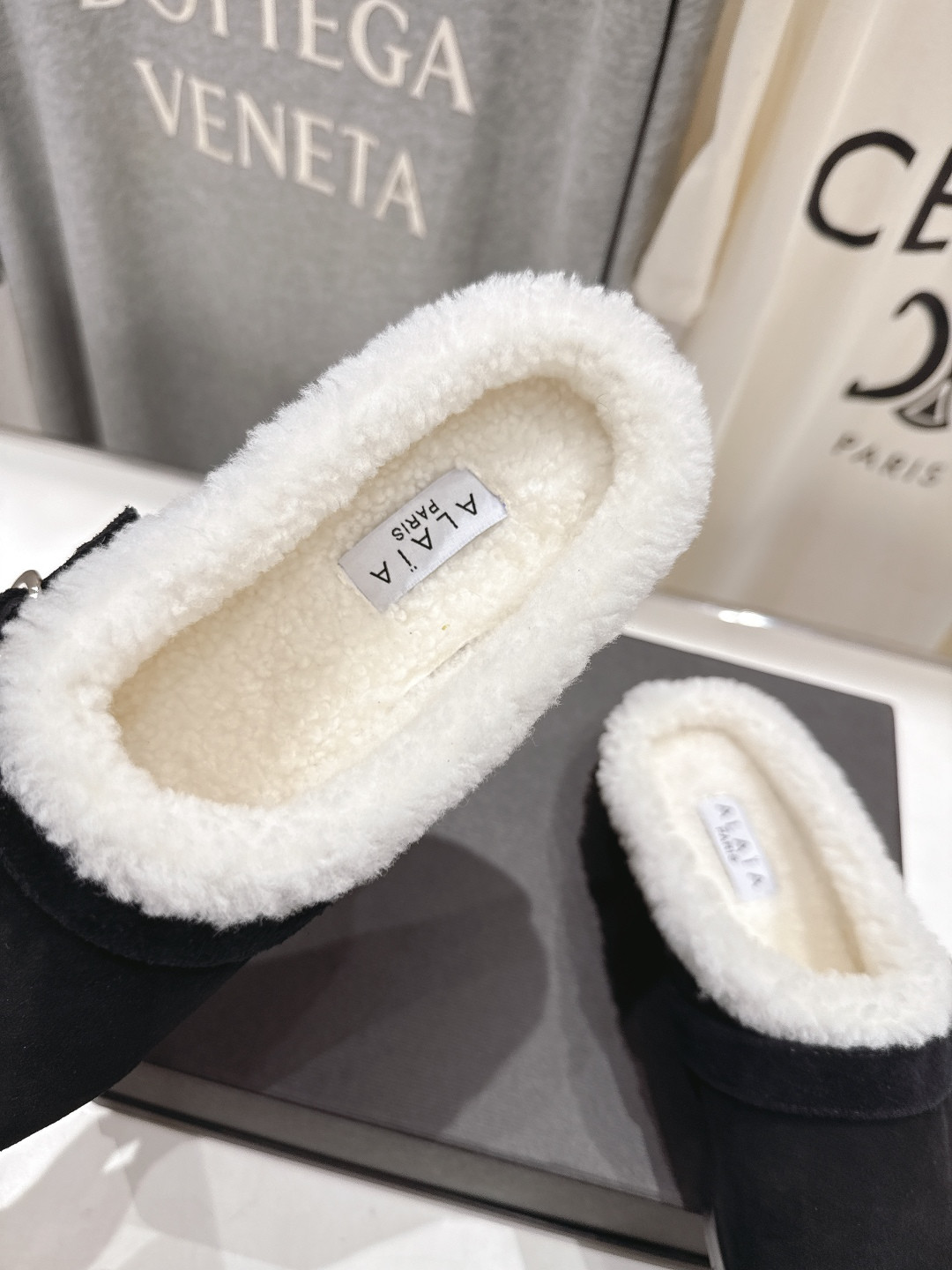 ua A1a1a flat mules