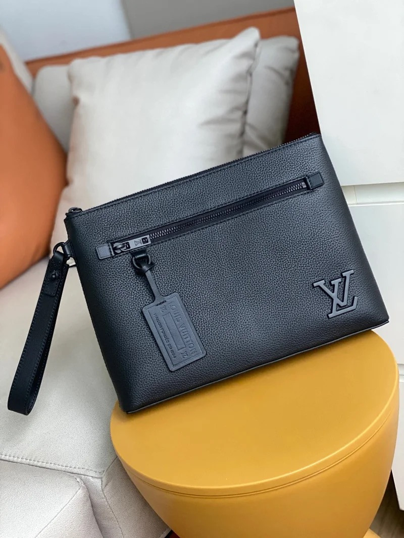 LV IPAD M69837
